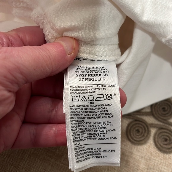 GAP White 5” Mid Rise Girlfriend Denim Shorts/NWT/Size 27/4 - Picture 12 of 15